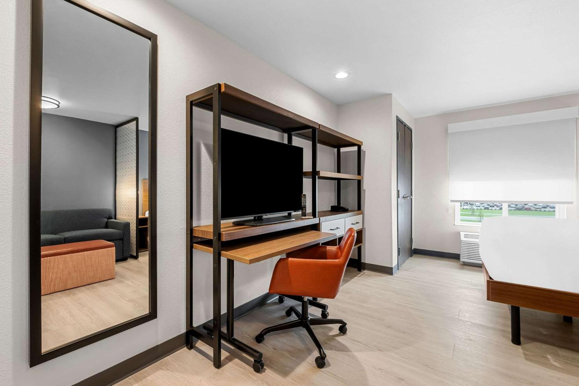 Everhome Suites Fayetteville Near Fort Bragg Экстерьер фото